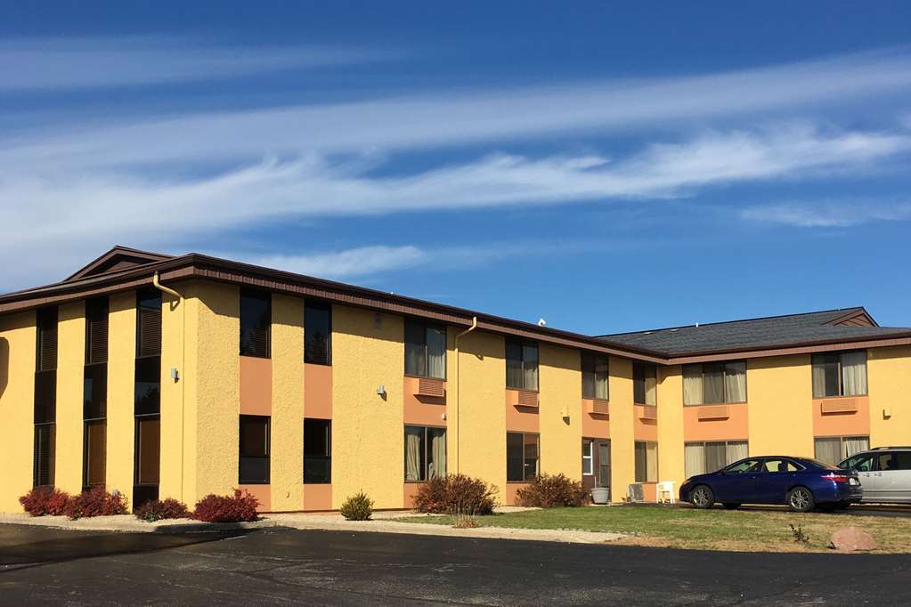 Econo Lodge Inn&Suites Wisconsin Dells Exterior foto